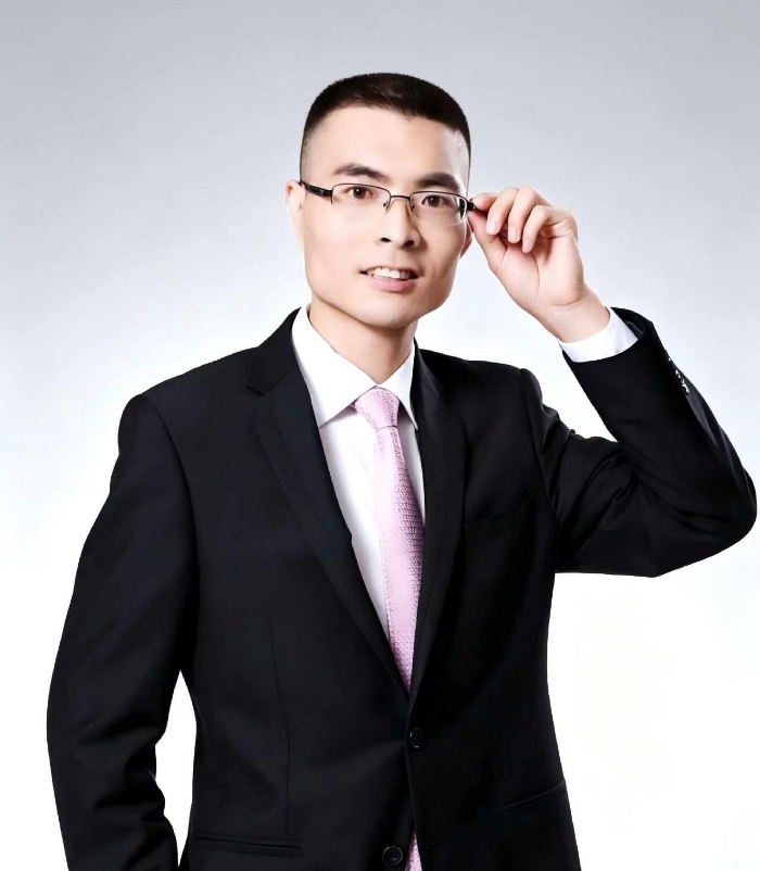 梁江飞